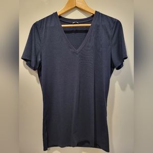 Kit and ace V Neck Tee